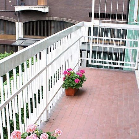 Villa Melchiorre Milano Exteriör bild